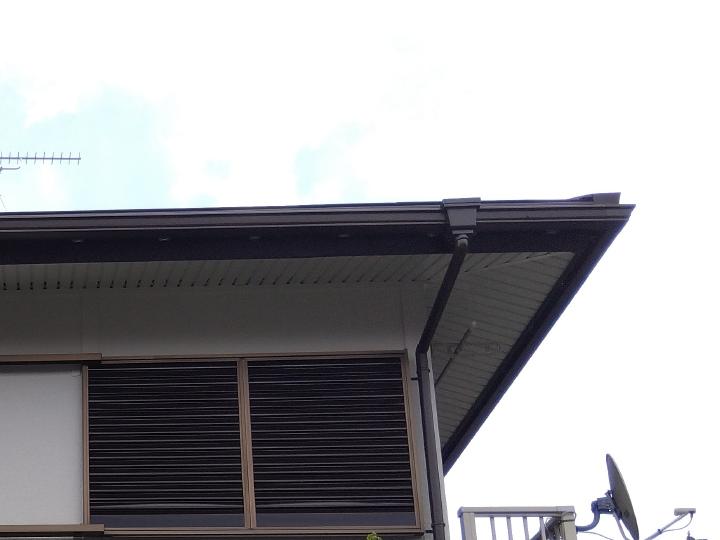 雨樋も新しく交換し、雨の日も安心してお過ごしいただけます。